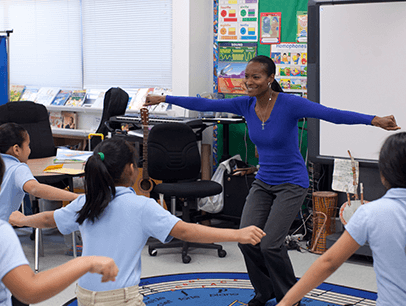 Genein Letford teaching students