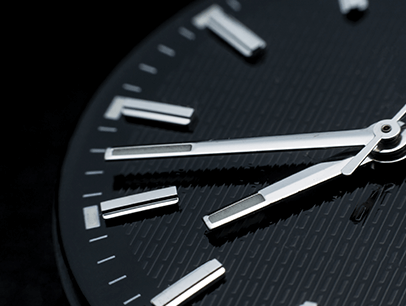 Image of clock with hands moving